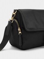 Bolso Bandolera De Nylon Con Solapa negro