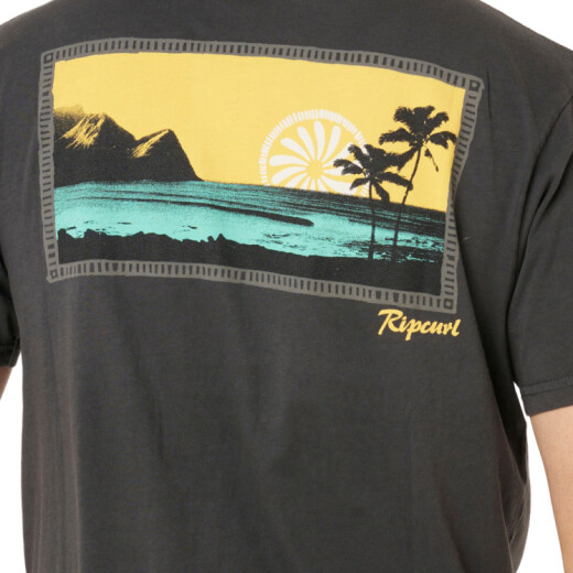 Remera Rip Curl Mod Cali Sunset - Negro Remera Rip Curl Mod Cali Sunset - Negro