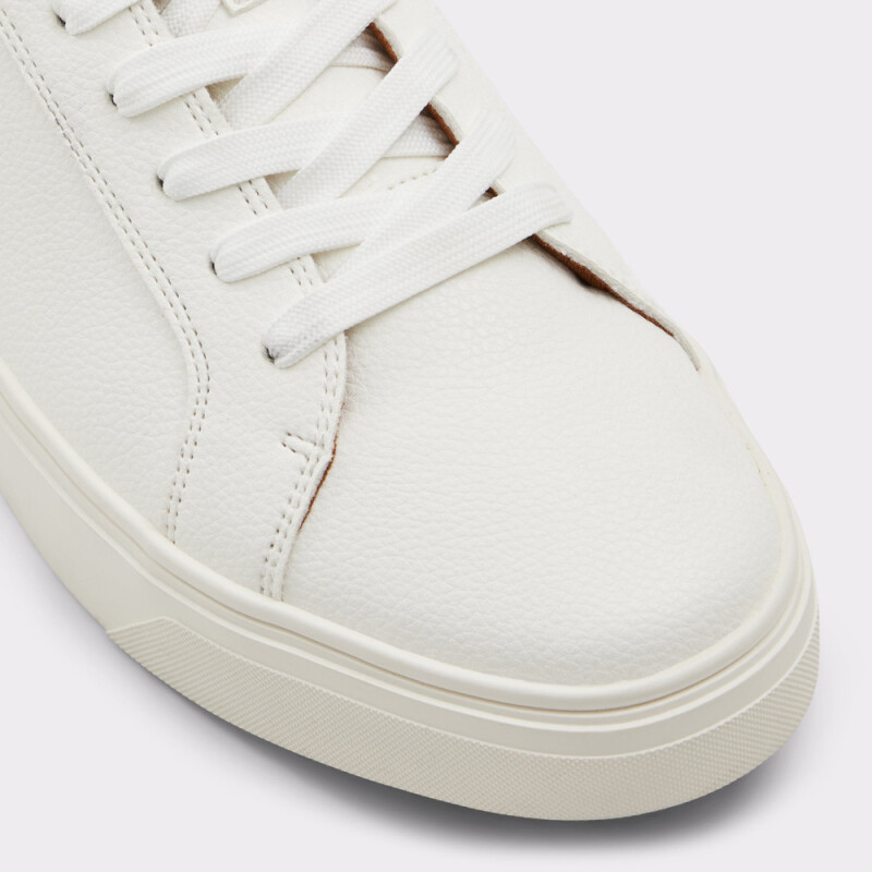 WILLIO WHITE WHITE