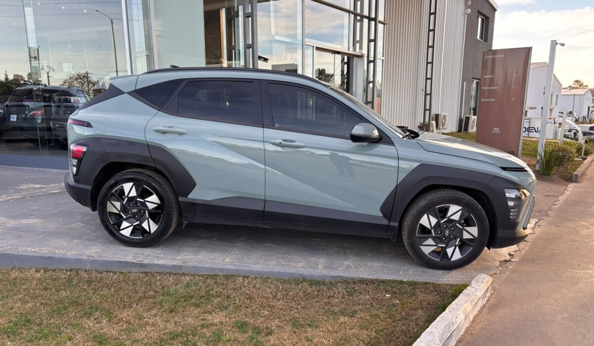 Hyundai New Kona HEV Limited - 2024 Hyundai New Kona HEV Limited - 2024