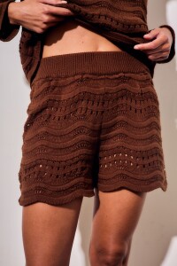 Short Tejido Texturado Chocolate