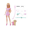 Barbie Muñeca De Moda Twinning Looks con perrito, ropa y accesorios Barbie Muñeca De Moda Twinning Looks con perrito, ropa y accesorios