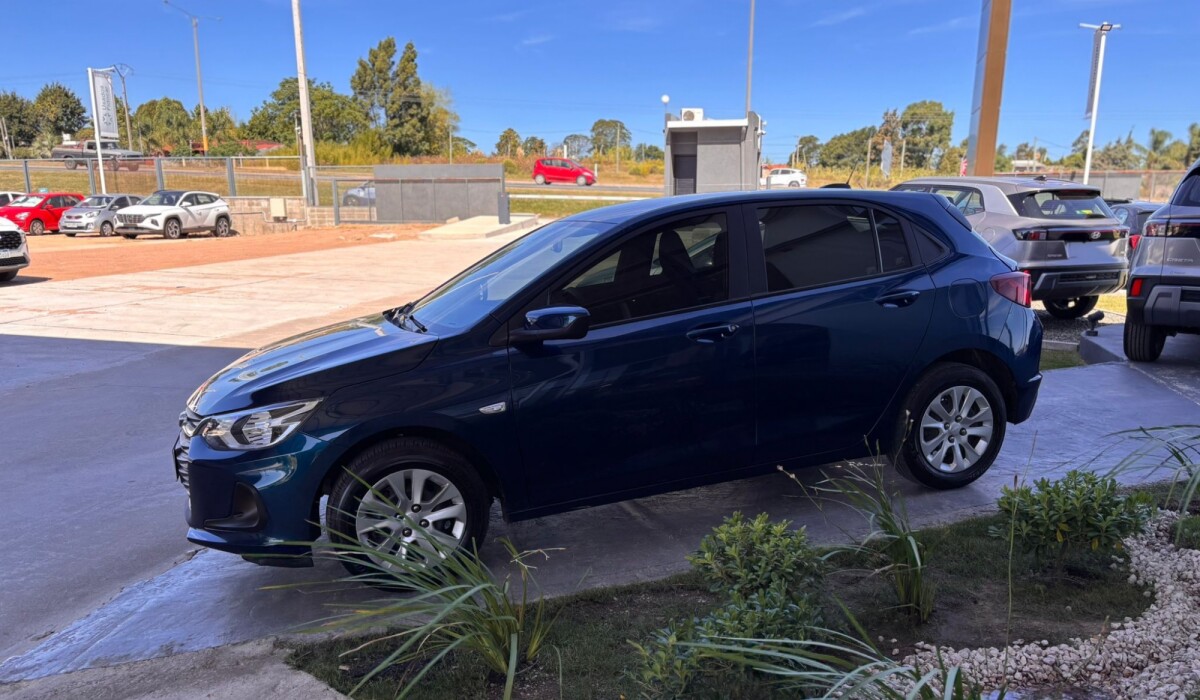 Chevrolet Onix 1.0 HB LT - 2024 Chevrolet Onix 1.0 HB LT - 2024