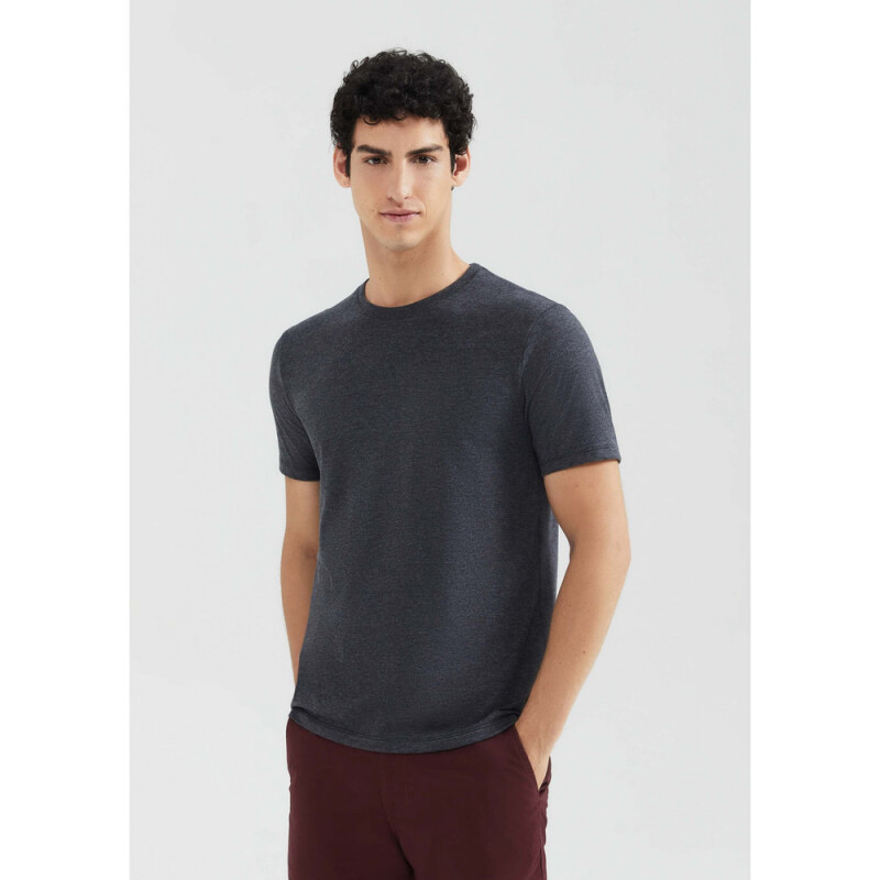 CAMISETA MM MASC PRETO MESCLA