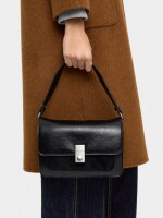 Bolso De Mano Con Solapa negro