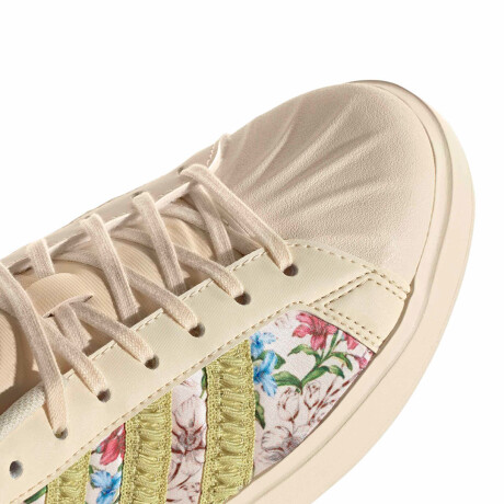 Championes de Mujer Adidas X Farm Streettalk Beige - Multicolor