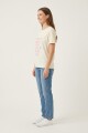 Remera m/c estampada Shells Glisten CRUDO