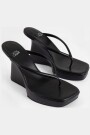 SANDALIA EJECTA Negro