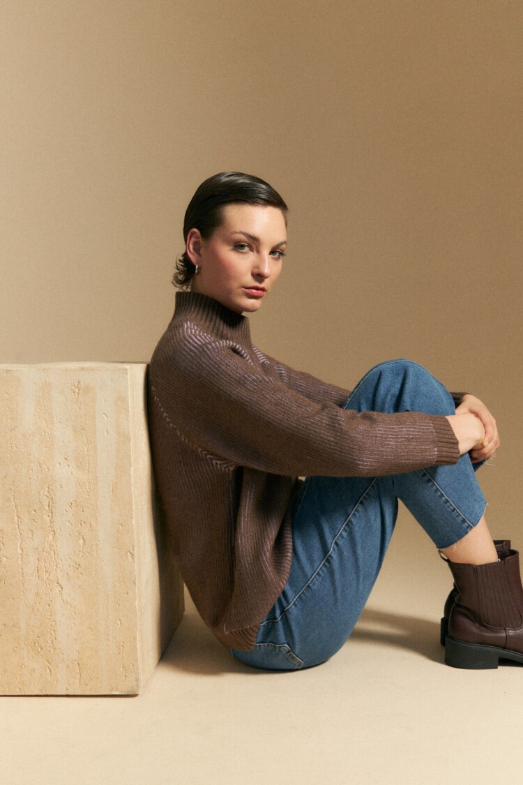 POLERA CANIS Marrón Corteza