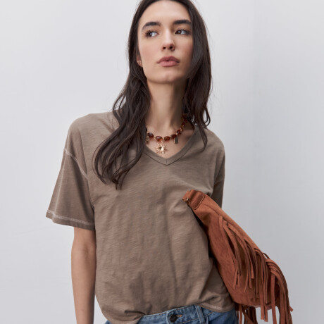 REMERA HARRY Visón