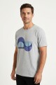 Remera m/c estampada Waves GRIS MELANGE