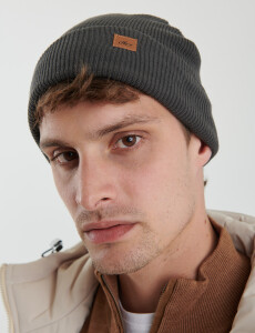 700515 GORRO TEJIDO HARRY Gris Oscuro