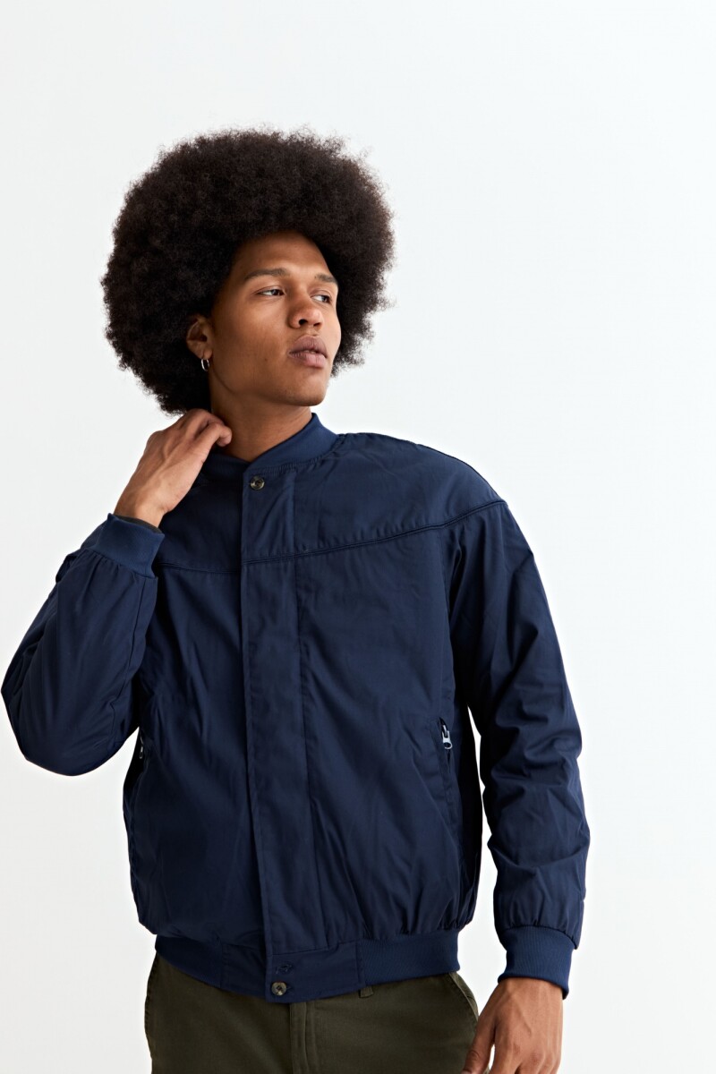 Campera bomber de nylon AZUL MARINO