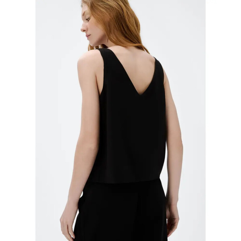 REGATA FEM PRETO ESCURO