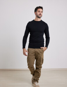 470516 SWEATER Negro