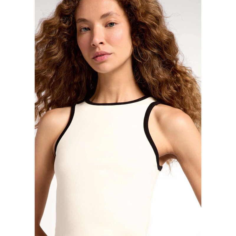 REGATA FEM OFF WHITE