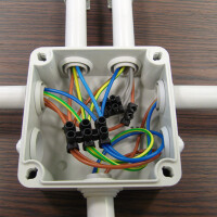 Caja estanco Tableplast 148x188x72 mm - Mangusi Caja estanco Tableplast 148x188x72 mm - Mangusi