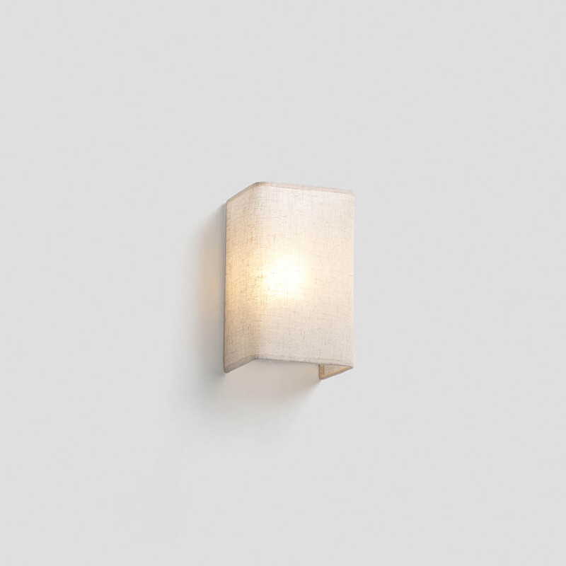 LUMINARIA DE PARED RECTANGULAR SMALL SOTO Lámpara de Pared Rectangular Small Soto Lino