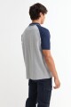 Remera polo manga corta combinada GRIS