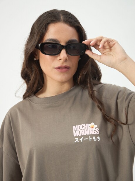 REMERA OVERSIZE MOCHI GRIS