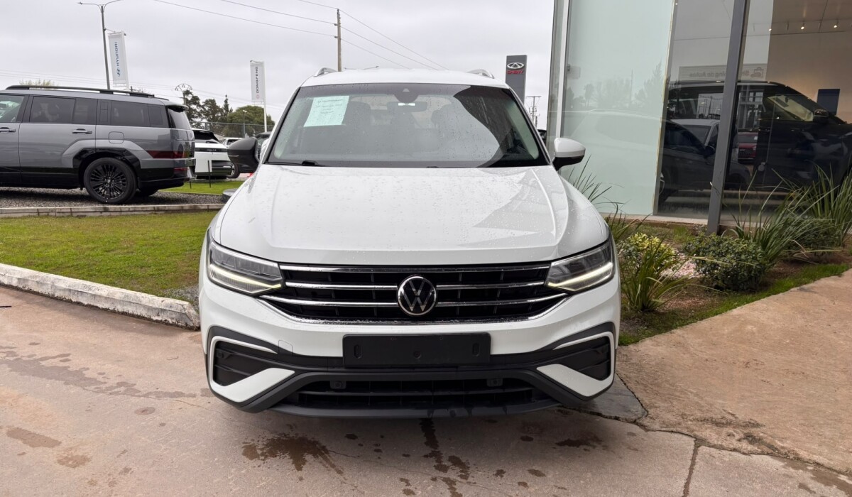 VW Tiguan Life - 2023 VW Tiguan Life - 2023
