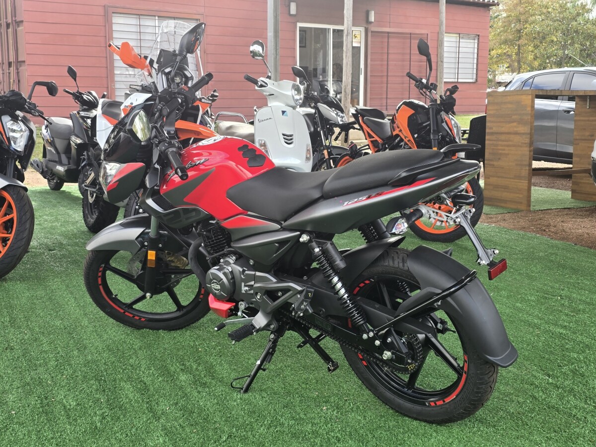 Bajaj Pulsar LS 125| Permuta / Financia Bajaj Pulsar LS 125| Permuta / Financia