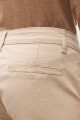 Pantalón chino beige