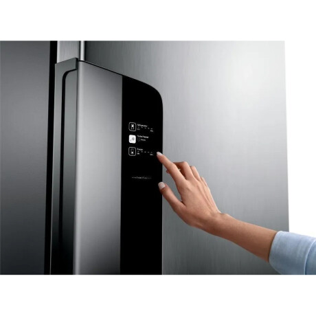 Heladera Ariston de 397 lts TR44AK Heladera Ariston de 397 lts TR44AK