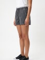 SHORT POTO GRIS