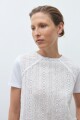 Remera frente broderie blanco