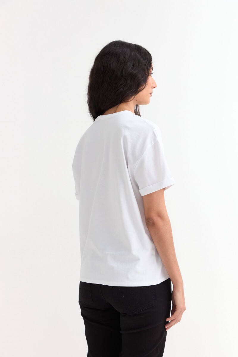 Remera m/c estampada colección Urbana BLANCO Y ROJO