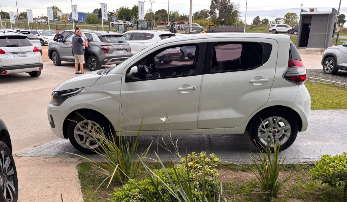 Fiat Mobi On - 2018 Fiat Mobi On - 2018