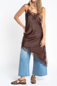 Vestido Midi Satinado Con Encaje Chocolate