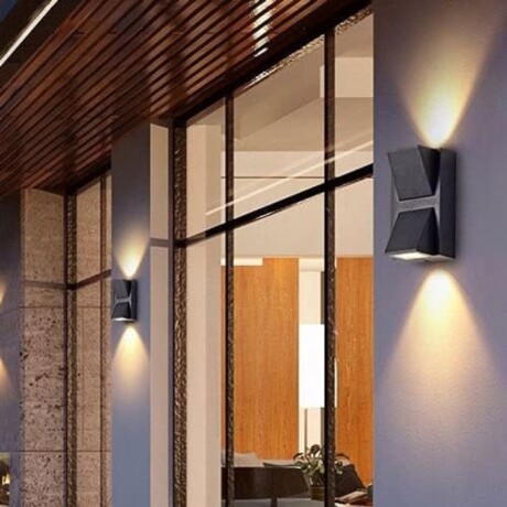 ARTEFACTO EXTERIOR VADENA PARA ADOSAR EN PARED BIDIRECCIONAL 6W Luminaria Exterior Vadena LED 6W Negra Bidireccional de Pared