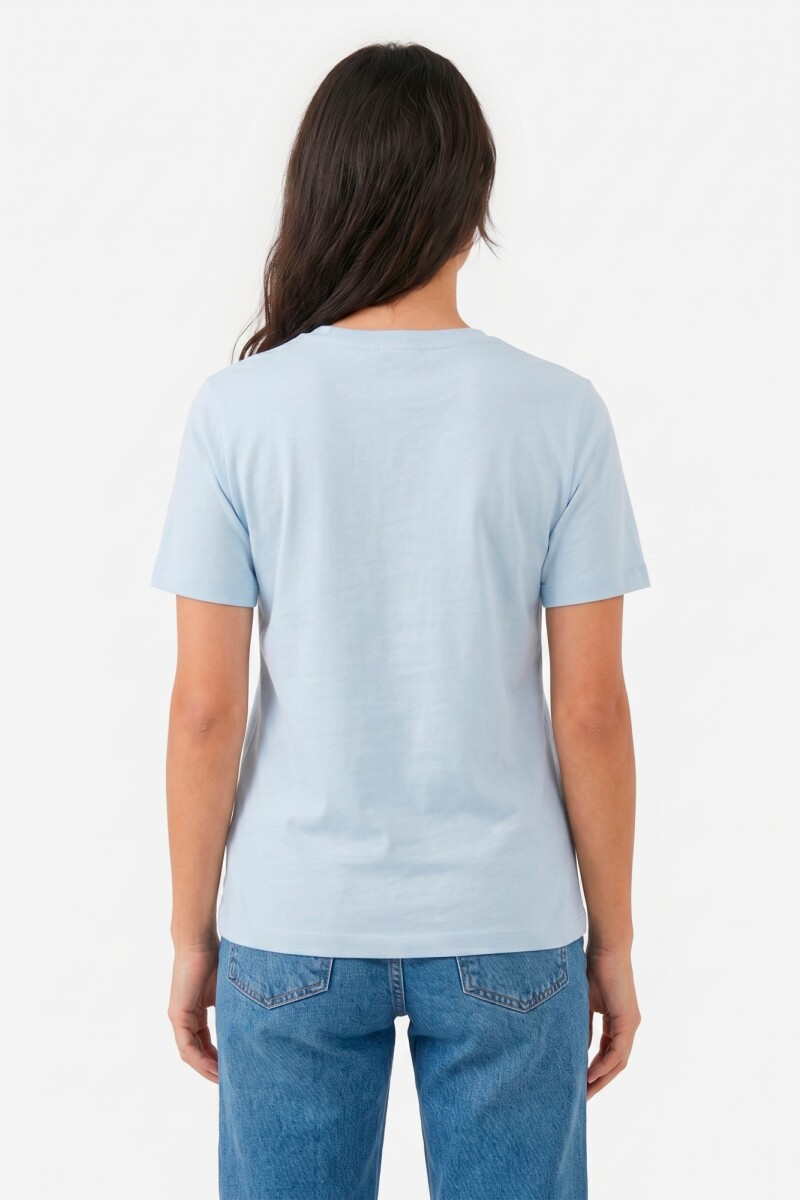 Remera m/c mujer DAISY CELESTE