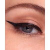 Delineador de ojos lápiz líquido Maybelline Hyper Easy Pitch Black Negro