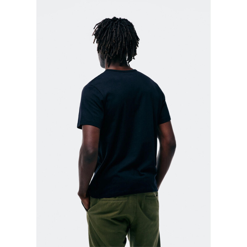 CAMISETA MM MASC PRETO ESCURO