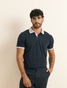520753 REMERA HARRINGTON LABEL Azul Oscuro