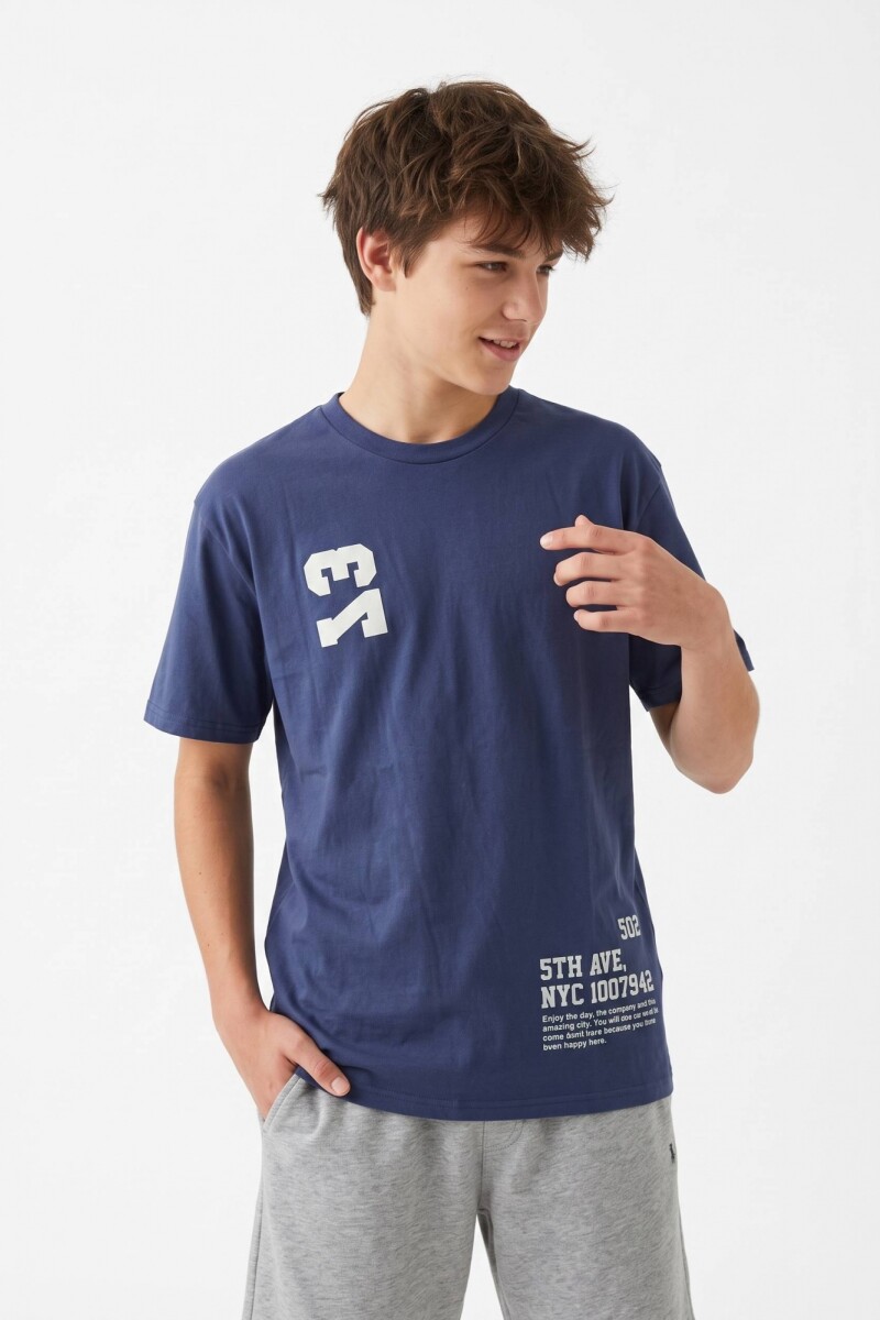 Remera m/c estampa NY AZUL MARINO