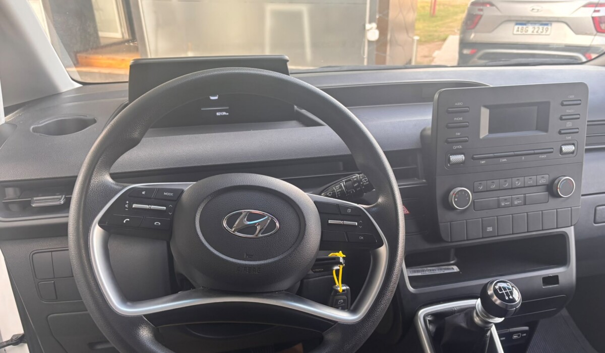 Hyundai H1 Staria 2.2 Diesel Furgon - 2024 Hyundai H1 Staria 2.2 Diesel Furgon - 2024