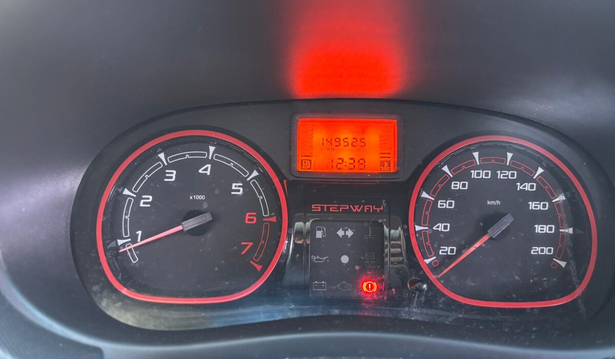 Renault Stepway Privilege - 2014 Renault Stepway Privilege - 2014