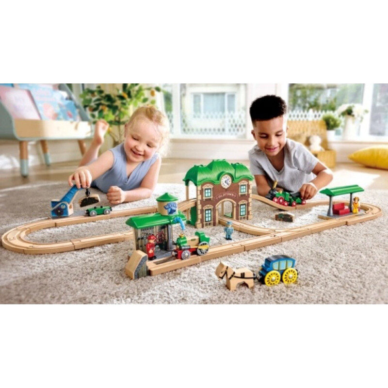 Tren retro con luces y sonido Hape Tren retro con luces y sonido Hape