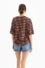 REMERA KISSES Marron