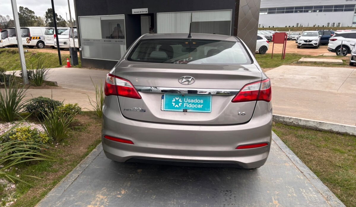 Hyundai HB20S 1.6 Comfort Plus - 2018 Hyundai HB20S 1.6 Comfort Plus - 2018