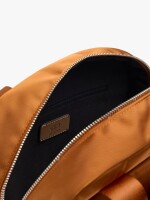 Mochila Básica De Nylon Con Colgante naranja
