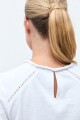Remera bordada vainillas blanco