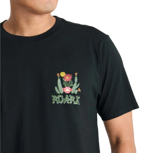 Remera Roark Cactus Garden - Negro Remera Roark Cactus Garden - Negro