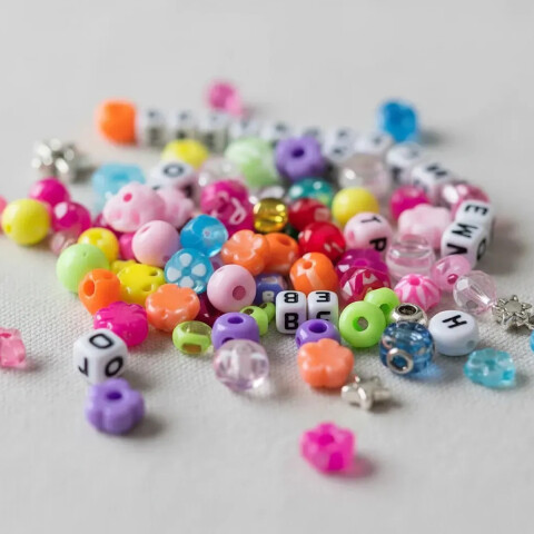 Set de Belleza x 1200 Cuentas para Crear Pulseras U