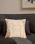Almohadón Verion con detalle geométrico bordado amarillo 45 x 45 cm Almohadón Verion con detalle geométrico bordado amarillo 45 x 45 cm