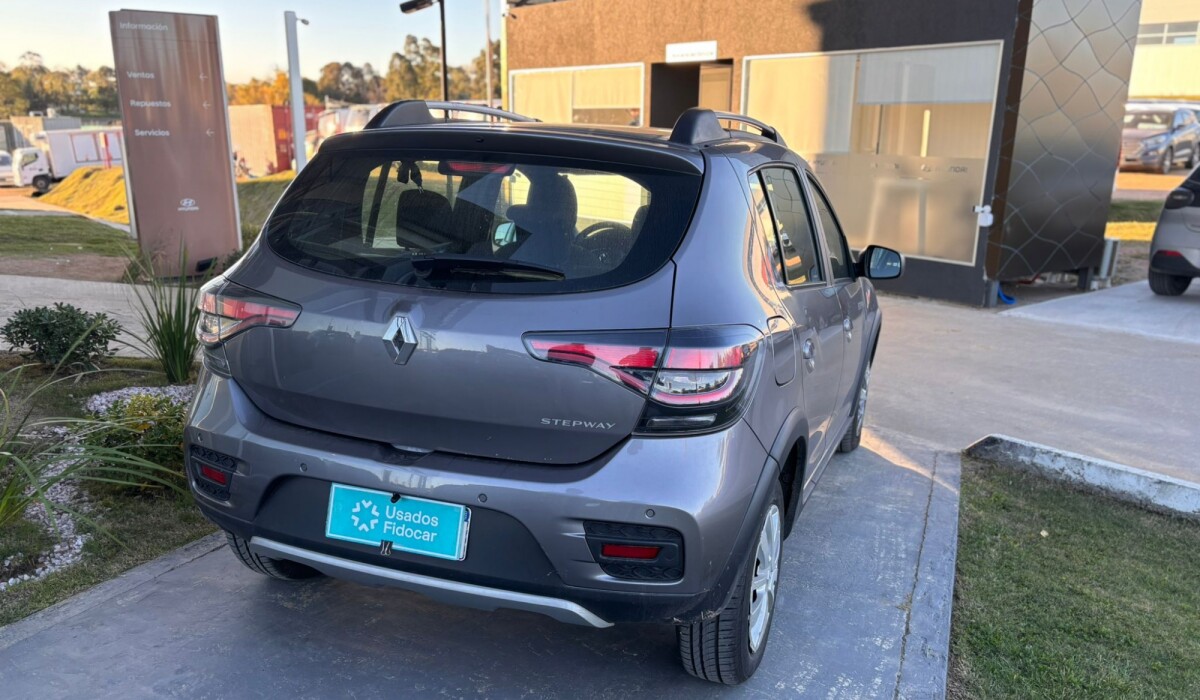 Renault Stepway ZEN 1.0 MT - 2025 Renault Stepway ZEN 1.0 MT - 2025